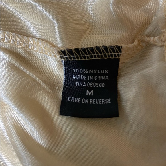 ANGIE CREAM COLORED LACE DRESS W/LINING - SIZE M - Picture 7 of 8